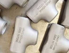A815 UNS S32205 Tee A815 UNS S32205 Tee